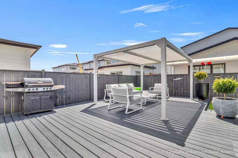 Photo of property in 9 Puruatanga Drive, Flat Bush, Auckland, 2019