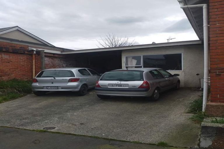 Photo of property in 122 Frederick Street, North Dunedin, Dunedin, 9016