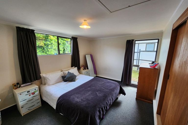 Photo of property in 77a Pahiatua Street, Hokowhitu, Palmerston North, 4410