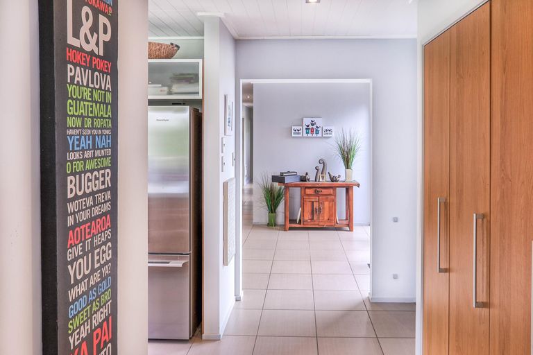 Photo of property in 10 Poets Corner Road, Waihi, 3681