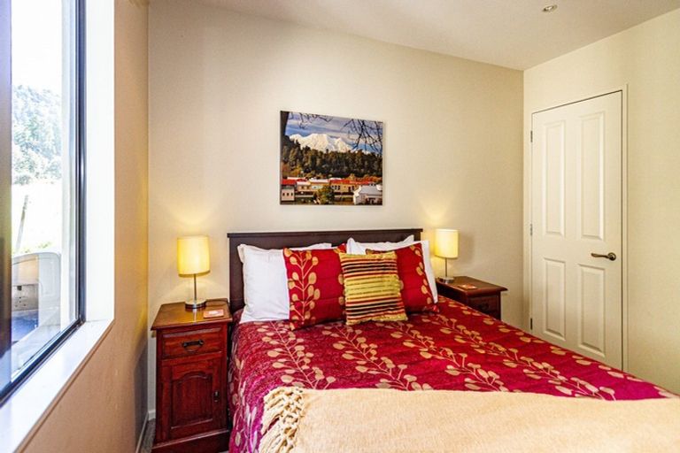 Photo of property in 4/39 Railway Row, Ohakune, 4625