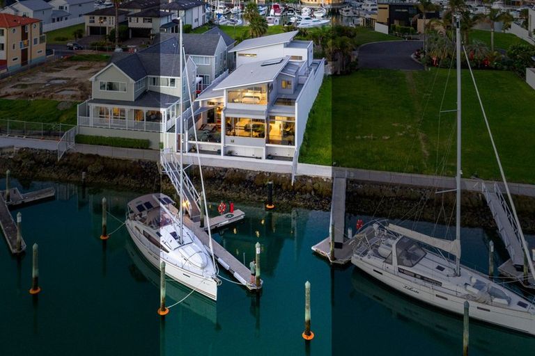 Photo of property in 26 Rue D' Amarres, Gulf Harbour, Whangaparaoa, 0930