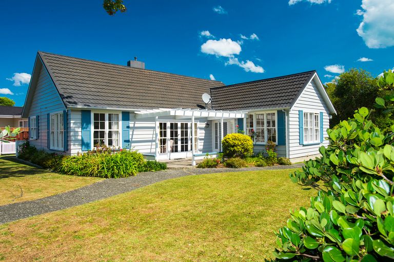 Photo of property in 67 Iranui Road, Inner Kaiti, Gisborne, 4010