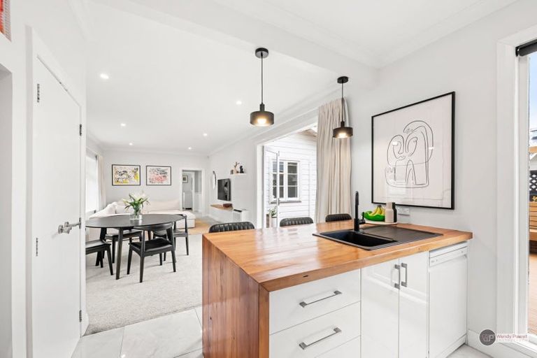 Photo of property in 68 Cuba Street, Petone, Lower Hutt, 5012