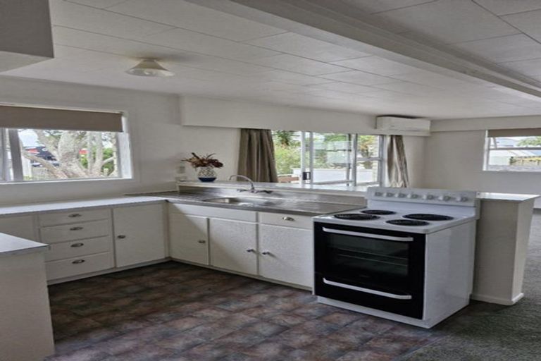 Photo of property in 1/194 Powderham Street, New Plymouth, 4310