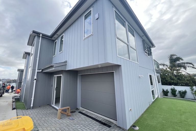 Photo of property in 319d East Coast Road, Mairangi Bay, Auckland, 0630