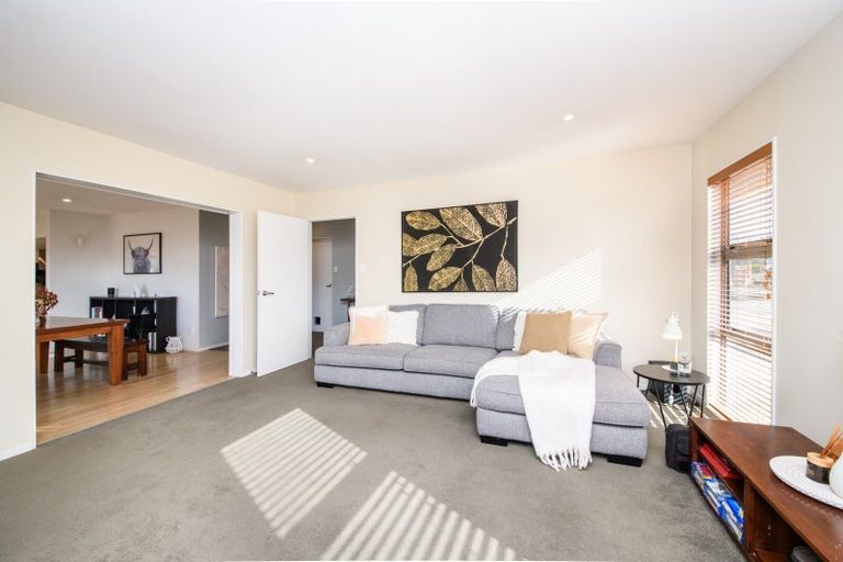 Photo of property in 14 Stonebridge Heights, Feilding, 4702