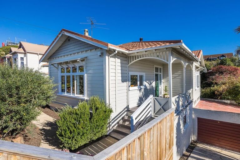 Photo of property in 22 College Street, Caversham, Dunedin, 9012