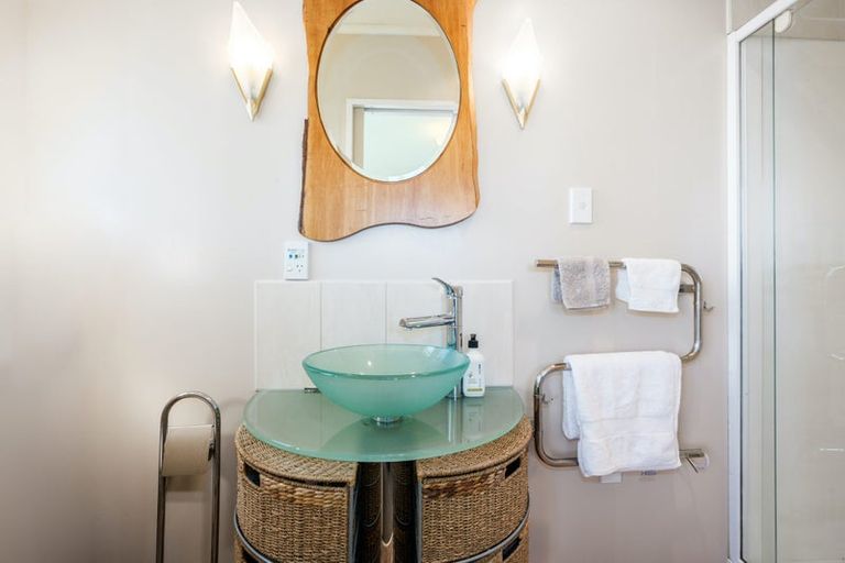 Photo of property in 2 Forth Place, Papakowhai, Porirua, 5024