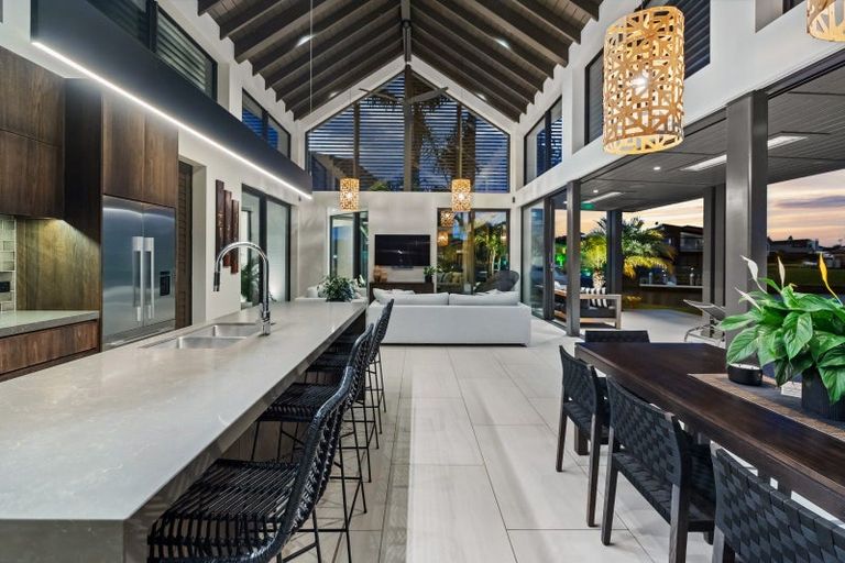 Photo of property in 3 Kuaka Grove, One Tree Point, 0118