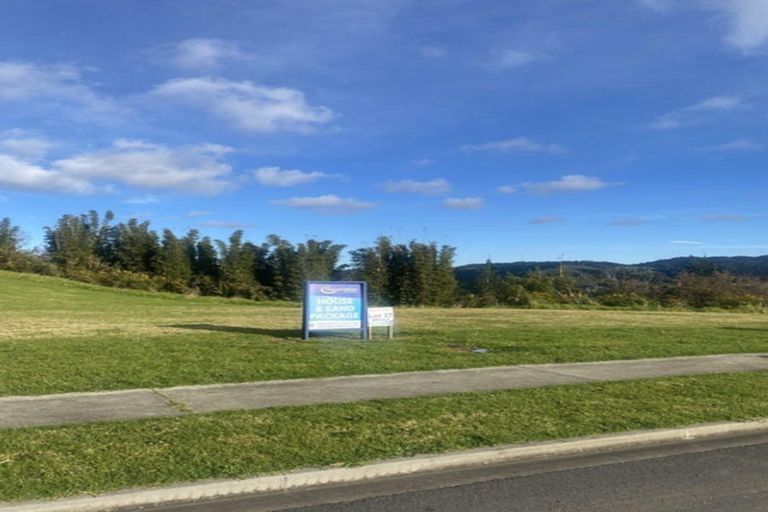 Photo of property in 39 Sycamore Drive, Sunnynook, Auckland, 0620