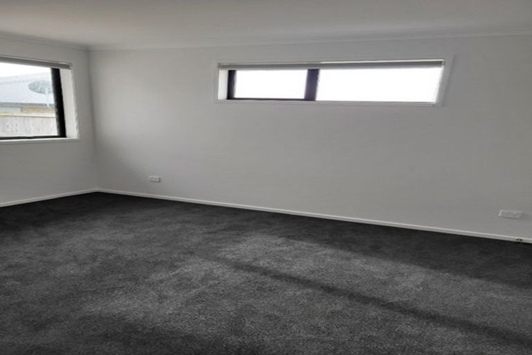 Photo of property in 5 Kapiakauri Road, One Tree Point, 0118