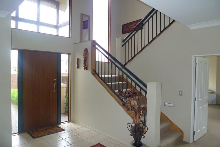 Photo of property in 155 Woodman Drive, Tawa, Wellington, 5028