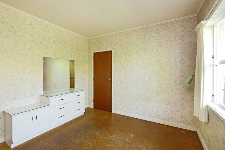 Photo of property in 37 Bill Hercock Street, Pirimai, Napier, 4112