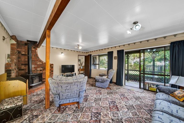 Photo of property in 17 Weld Street, Normanby, Hawera, 4614