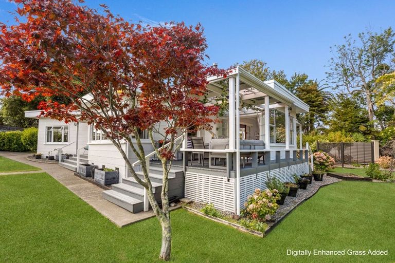 Photo of property in 17 Tulloch Street, Saint Johns Hill, Whanganui, 4500