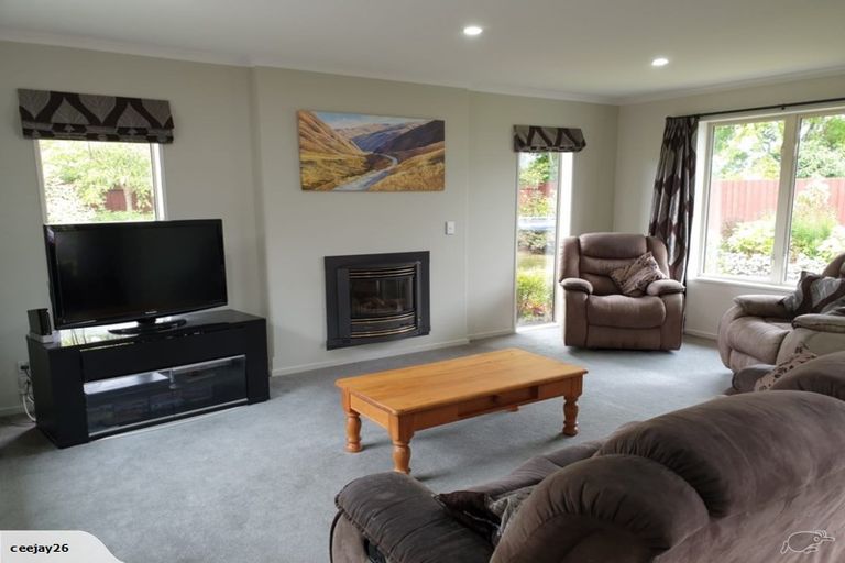 Photo of property in 4 Becmead Drive, Harewood, Christchurch, 8051