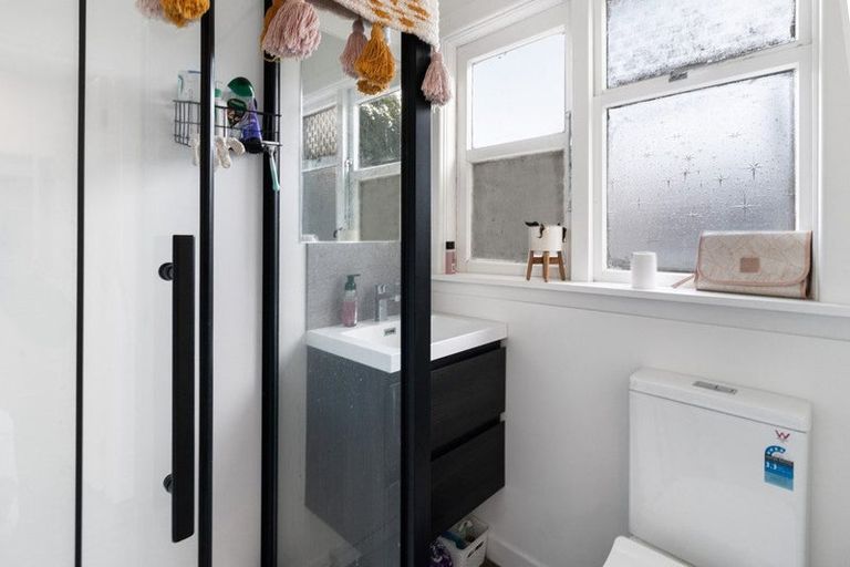 Photo of property in 92 Poulson Street, Addington, Christchurch, 8024