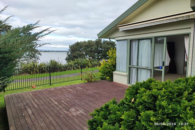 Photo of property in 2/28 Carnoustie Drive, Wattle Downs, Auckland, 2103