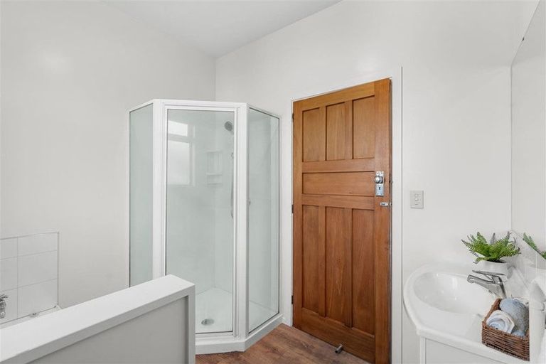 Photo of property in 90 Condell Avenue, Papanui, Christchurch, 8053