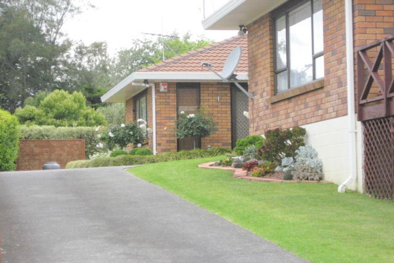 Photo of property in 14 Reidy Place, Pukekohe, 2120