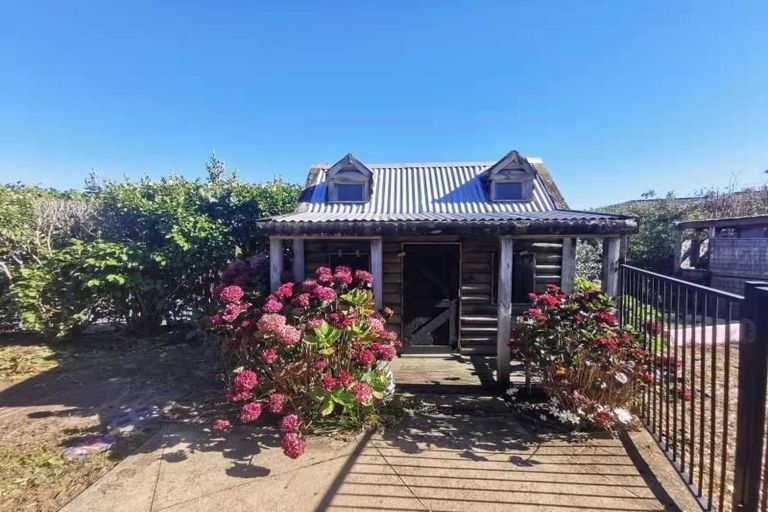 Photo of property in 3 Kimberly Grove, Greenhithe, Auckland, 0632