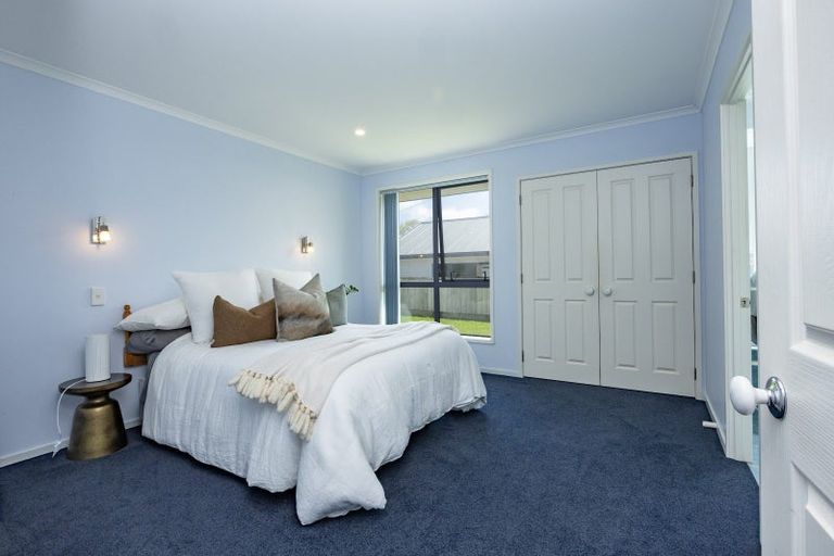 Photo of property in 14 Applemoors Way, Riverhead, 0820