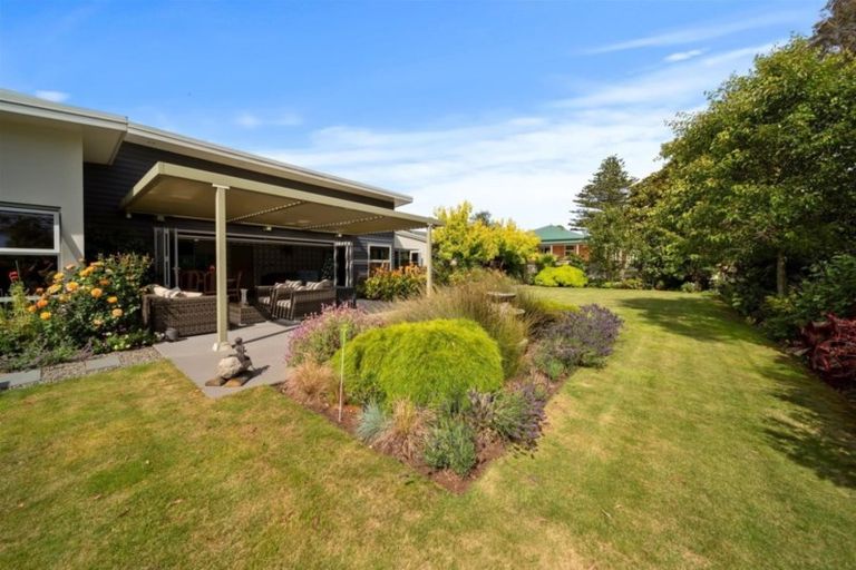 Photo of property in 39 Gladstone Street, Hawera, 4610