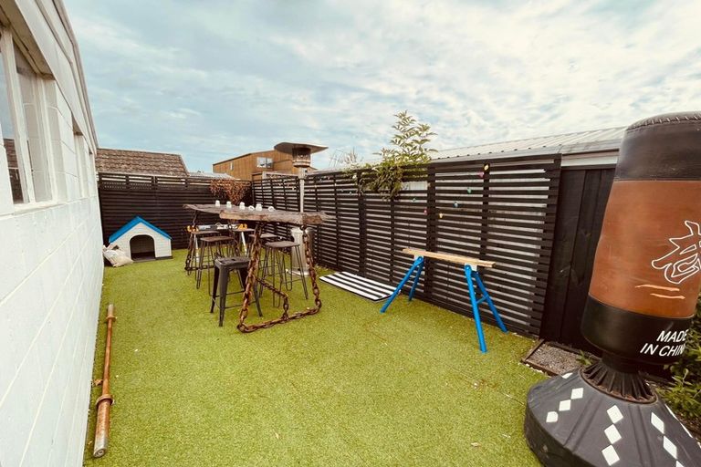 Photo of property in 95 Osborne Street, Waltham, Christchurch, 8011