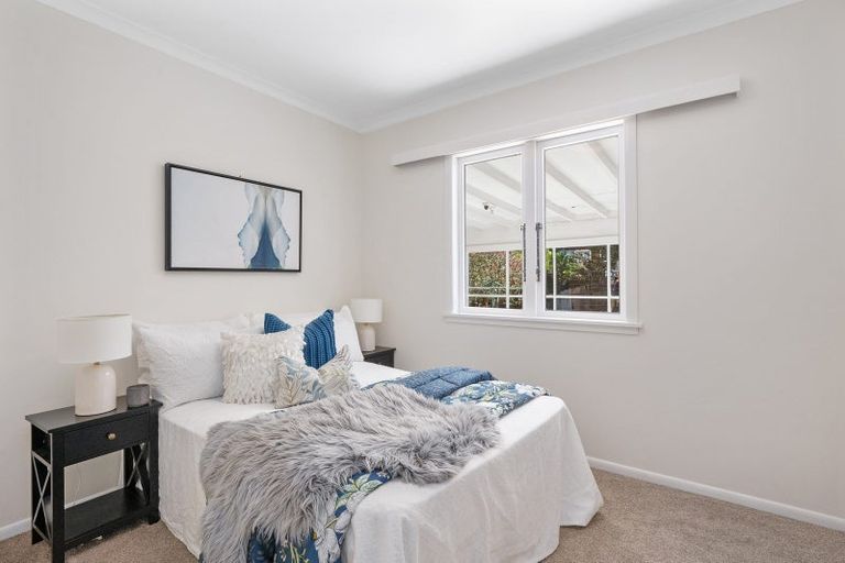 Photo of property in 2/306 Beach Road, Campbells Bay, Auckland, 0630