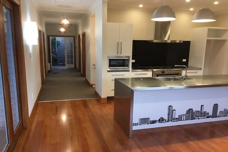 Photo of property in 39 Abbott Street, Ngaio, Wellington, 6035