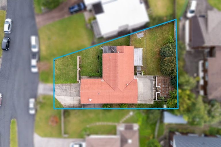 Photo of property in 3 Trevone Place, Forrest Hill, Auckland, 0620