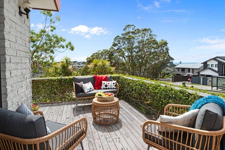 Photo of property in 80 Deep Creek Road, Torbay, Auckland, 0630