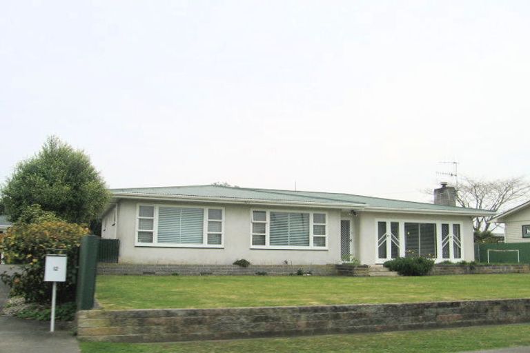 Photo of property in 14 Pembroke Street, Taradale, Napier, 4112