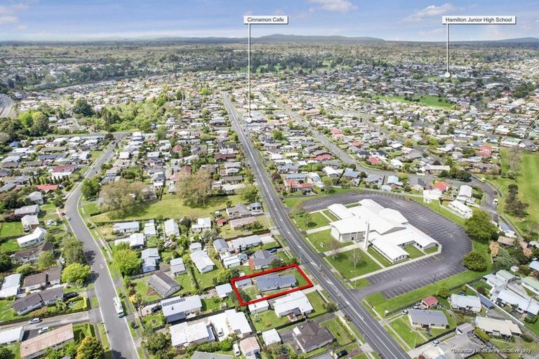 Photo of property in 260 Sandwich Road, St Andrews, Hamilton, 3200