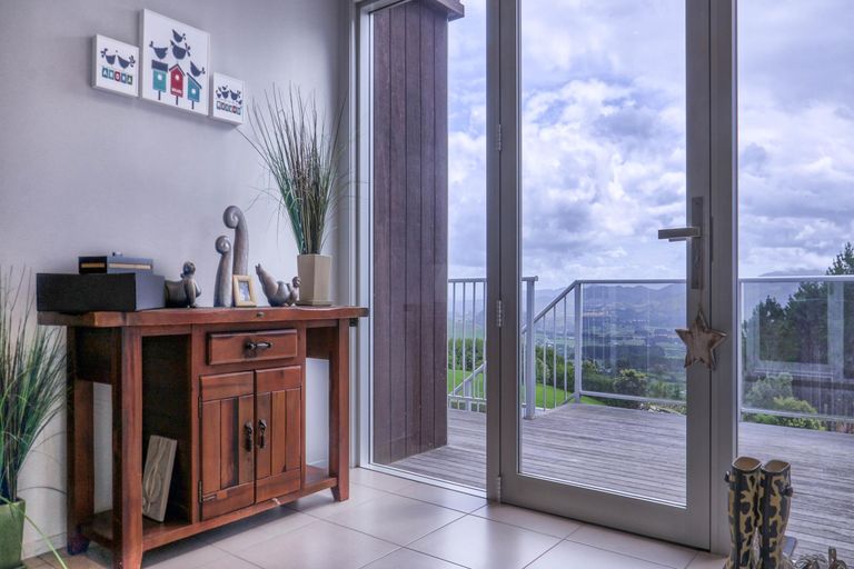 Photo of property in 10 Poets Corner Road, Waihi, 3681