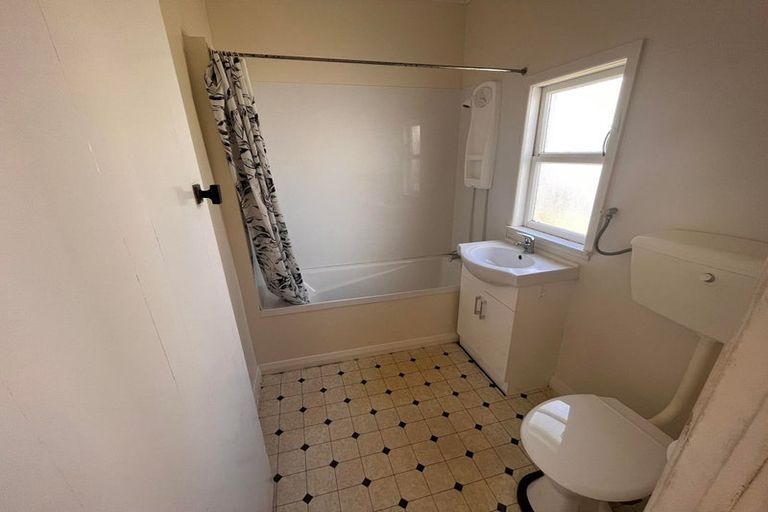 Photo of property in 40 Britannia Street, Petone, Lower Hutt, 5012