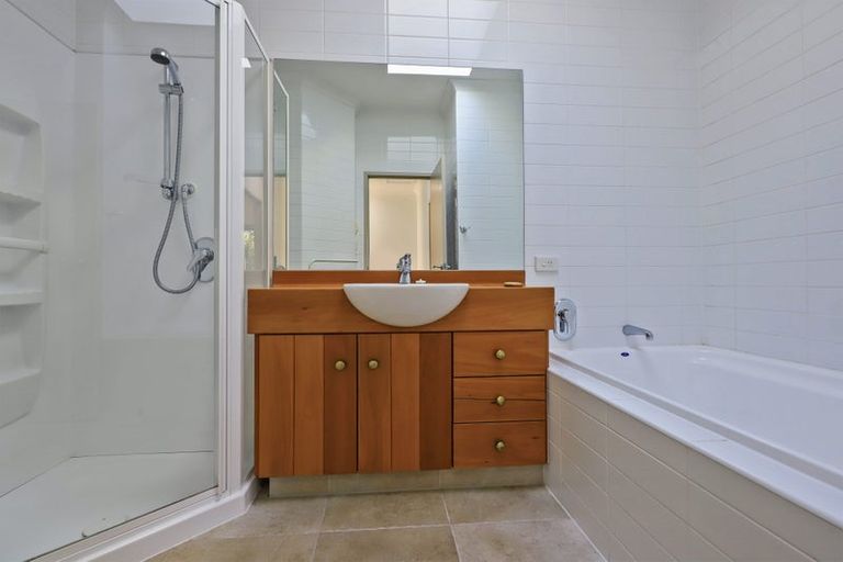 Photo of property in 1/19 Havelock Road, Havelock North, 4130