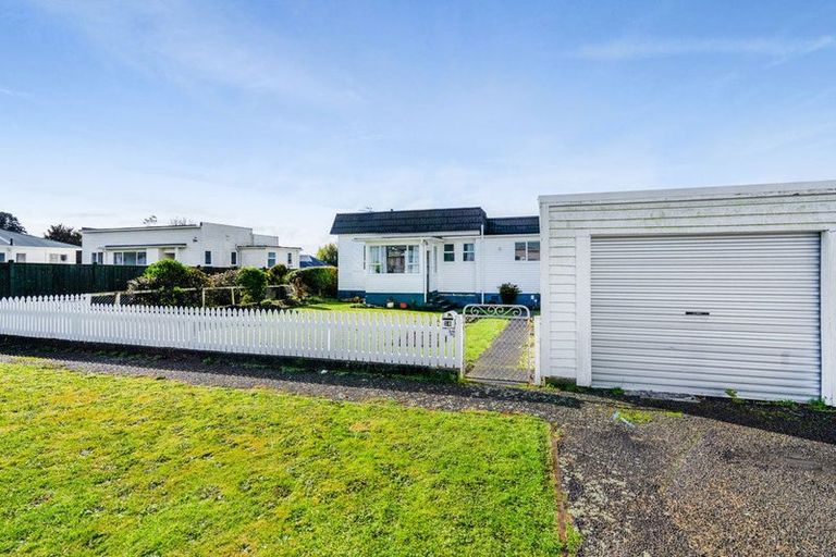 Photo of property in 16 Achilles Street, Stratford, 4332