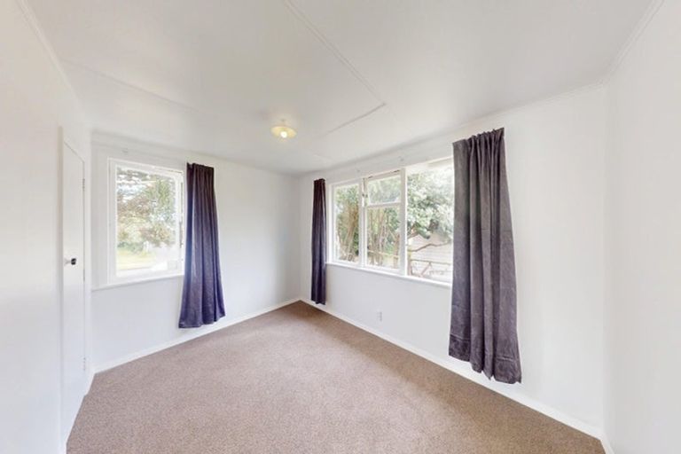 Photo of property in 10 Armstrong Place, Gonville, Whanganui, 4501