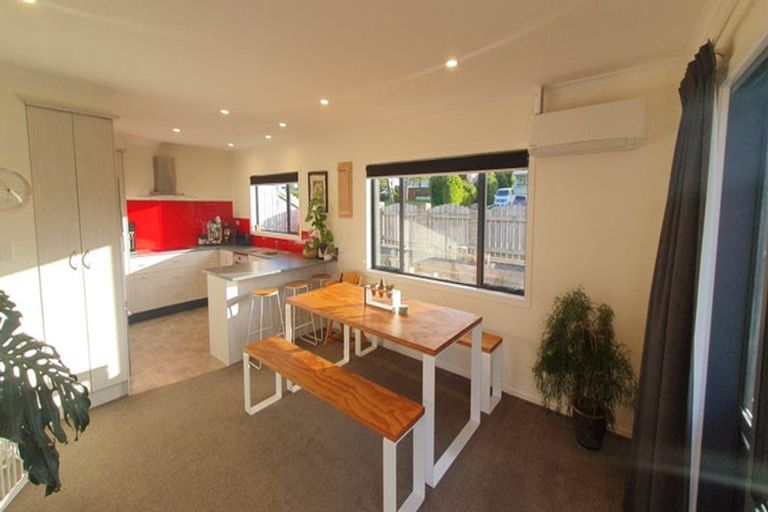 Photo of property in 96 Brecon Road, Stratford, 4332