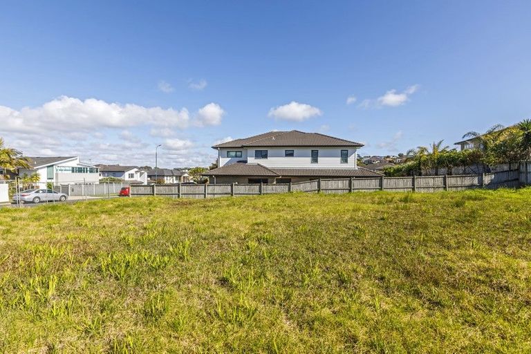 Photo of property in 74 Killybegs Drive, Pinehill, Auckland, 0632