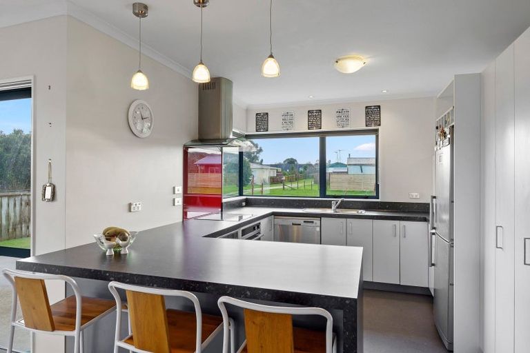 Photo of property in 9 Ludlam Way, Otaki, 5512