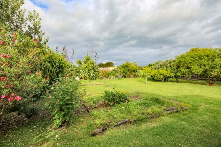 Photo of property in 76 Jellicoe Road, Ruawai, 0530