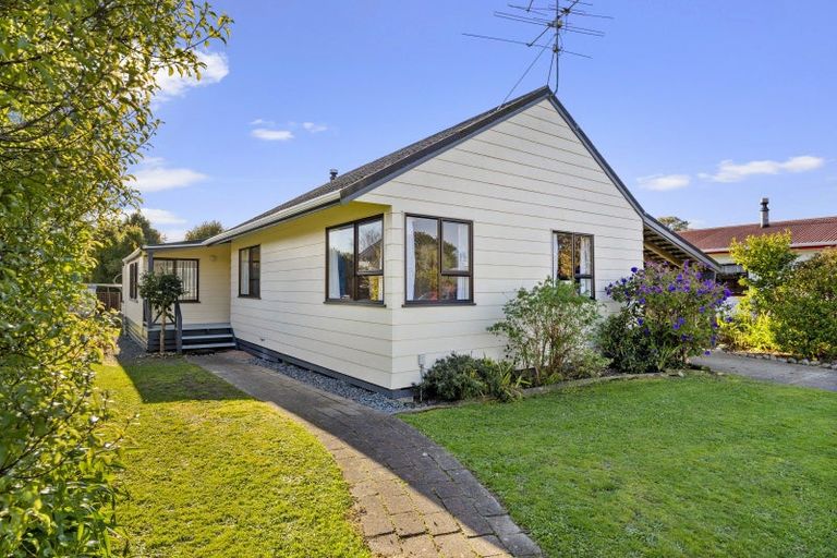 Photo of property in 8 Brandon Street, Otaki, 5512