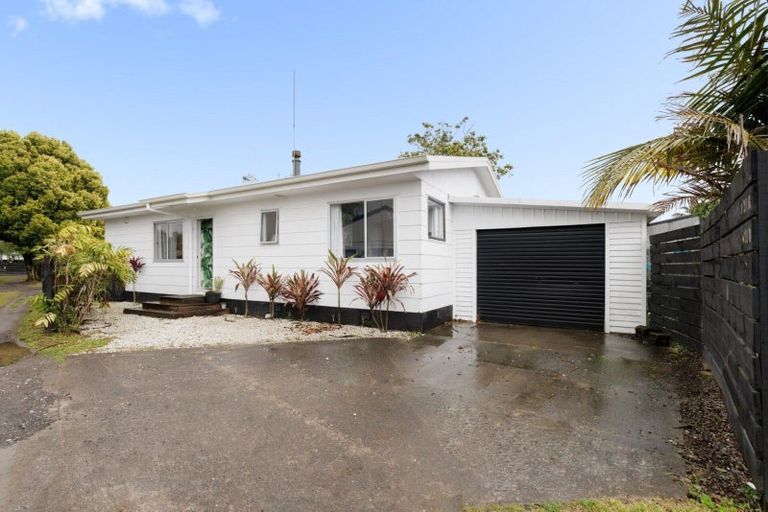 Photo of property in 21b Doncaster Drive, Papamoa Beach, Papamoa, 3118