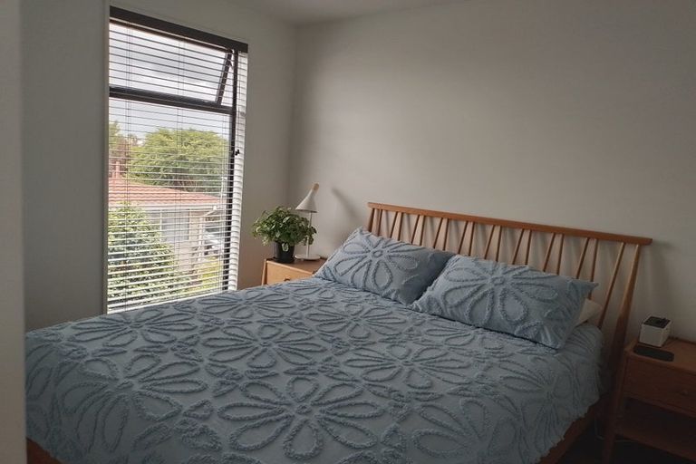 Photo of property in 52c Picton Avenue, Riccarton, Christchurch, 8011