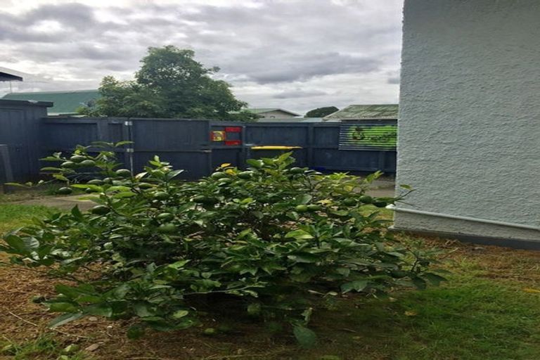 Photo of property in 17 Princes Street, Pukekohe, 2120