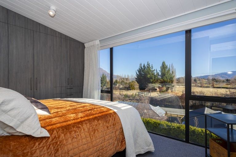 Photo of property in 17b Mcdonnell Road, Arrowtown, 9302