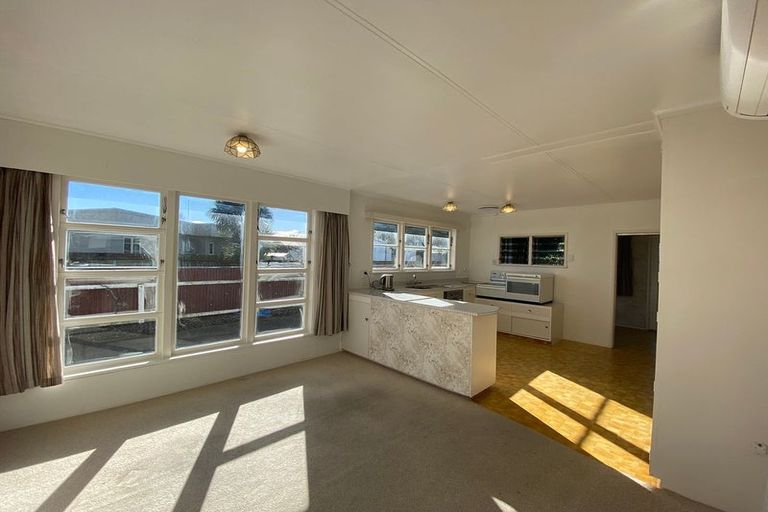 Photo of property in 249 Vogel Street, Roslyn, Palmerston North, 4414